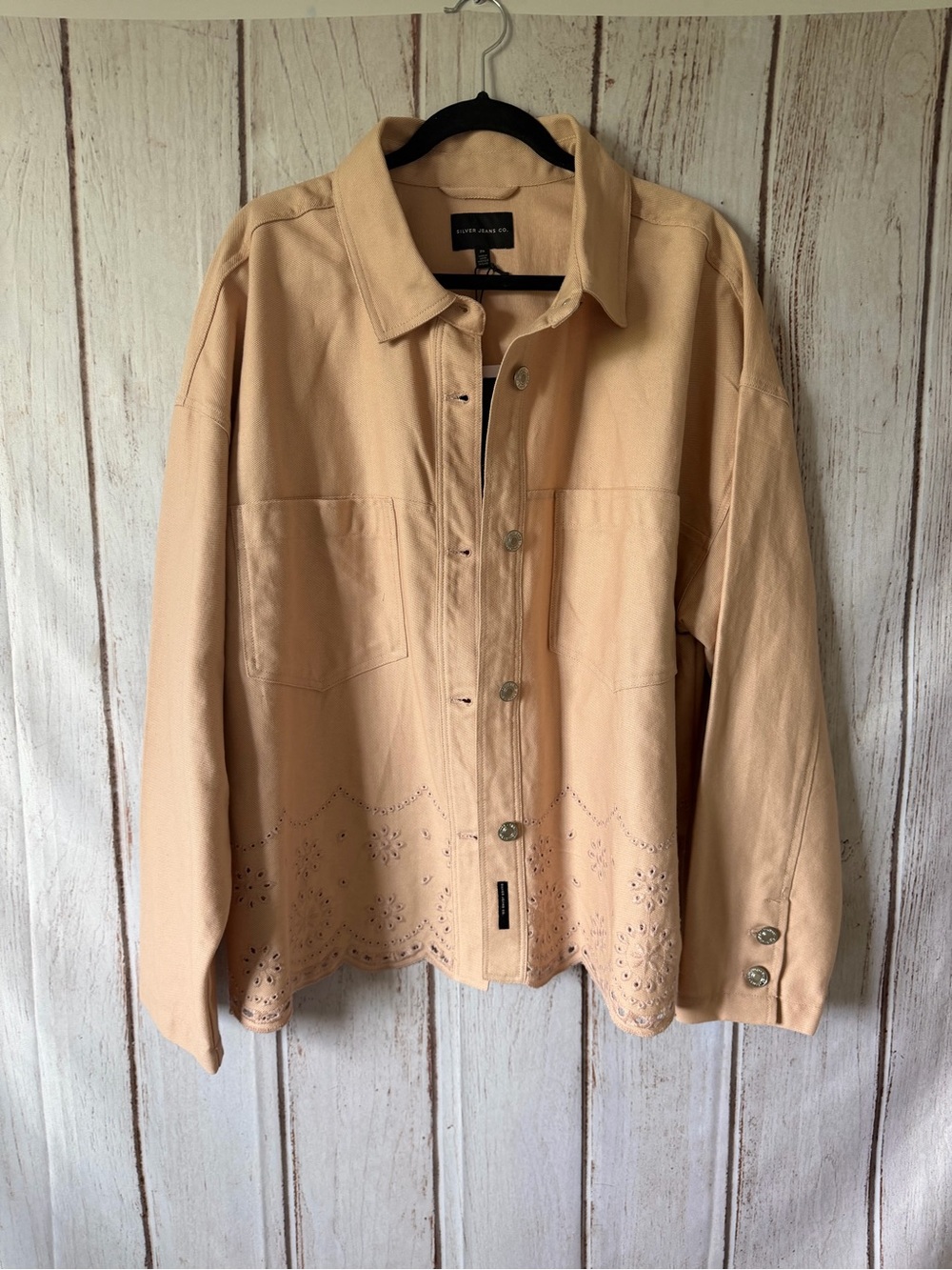 Silver Jeans Co. Dusty Pink /Tan Denim Jacket with Eyelet Hem
Detail Size 2X